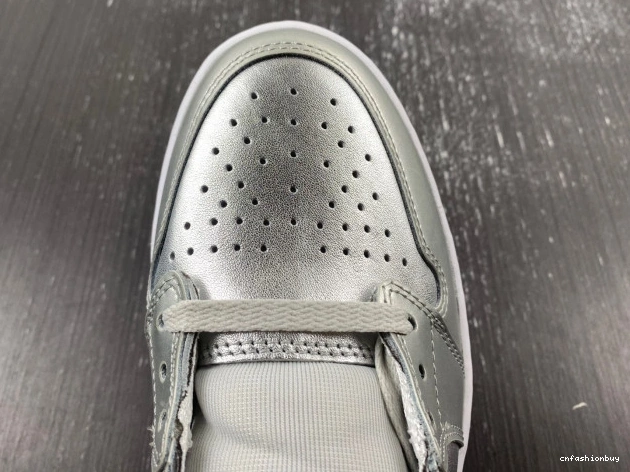 Gift Jordan Giving Golf Air High FD6815-001 1 0913